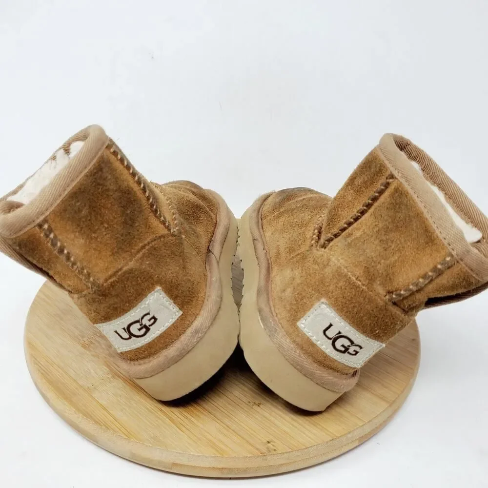 UGG Boots Kids 7 Jona Brown Suede Shearling Winter Shoe Little Girl Toddler WORN